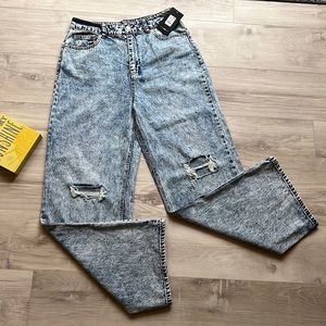 NWT Fashion Nova Vintage Wash Distressed Baggy Boyfriend Jeans size 11